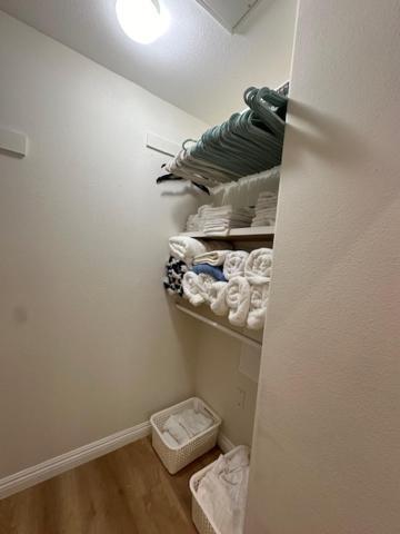 Irvine Gem Luxury Condo Near Irvine Business & Uci Hospital Bagian luar foto